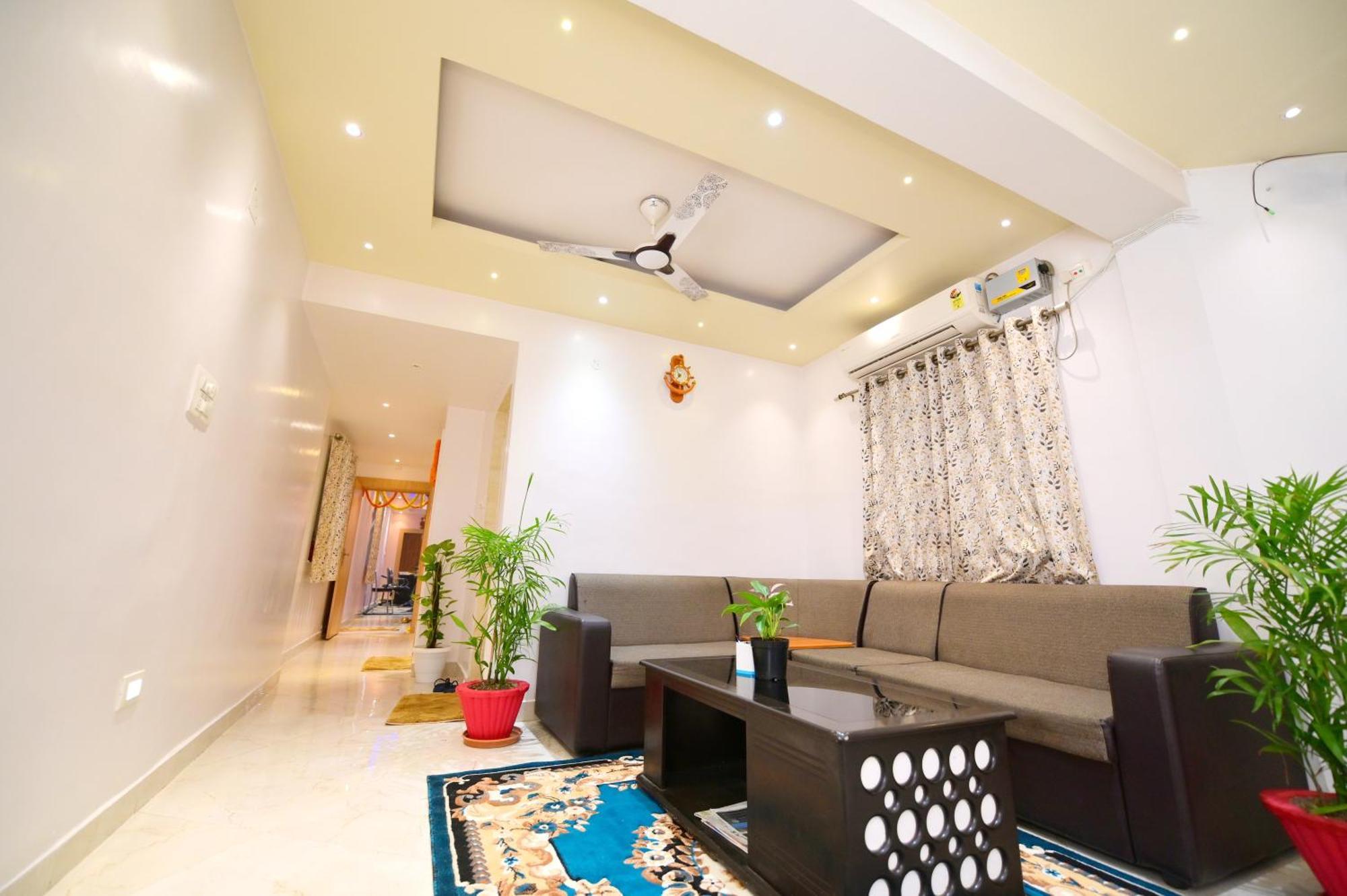 Airport Residency Hotel 란치 외부 사진