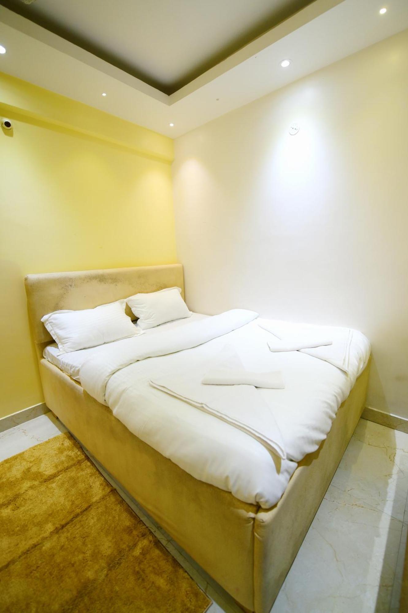 Airport Residency Hotel 란치 외부 사진