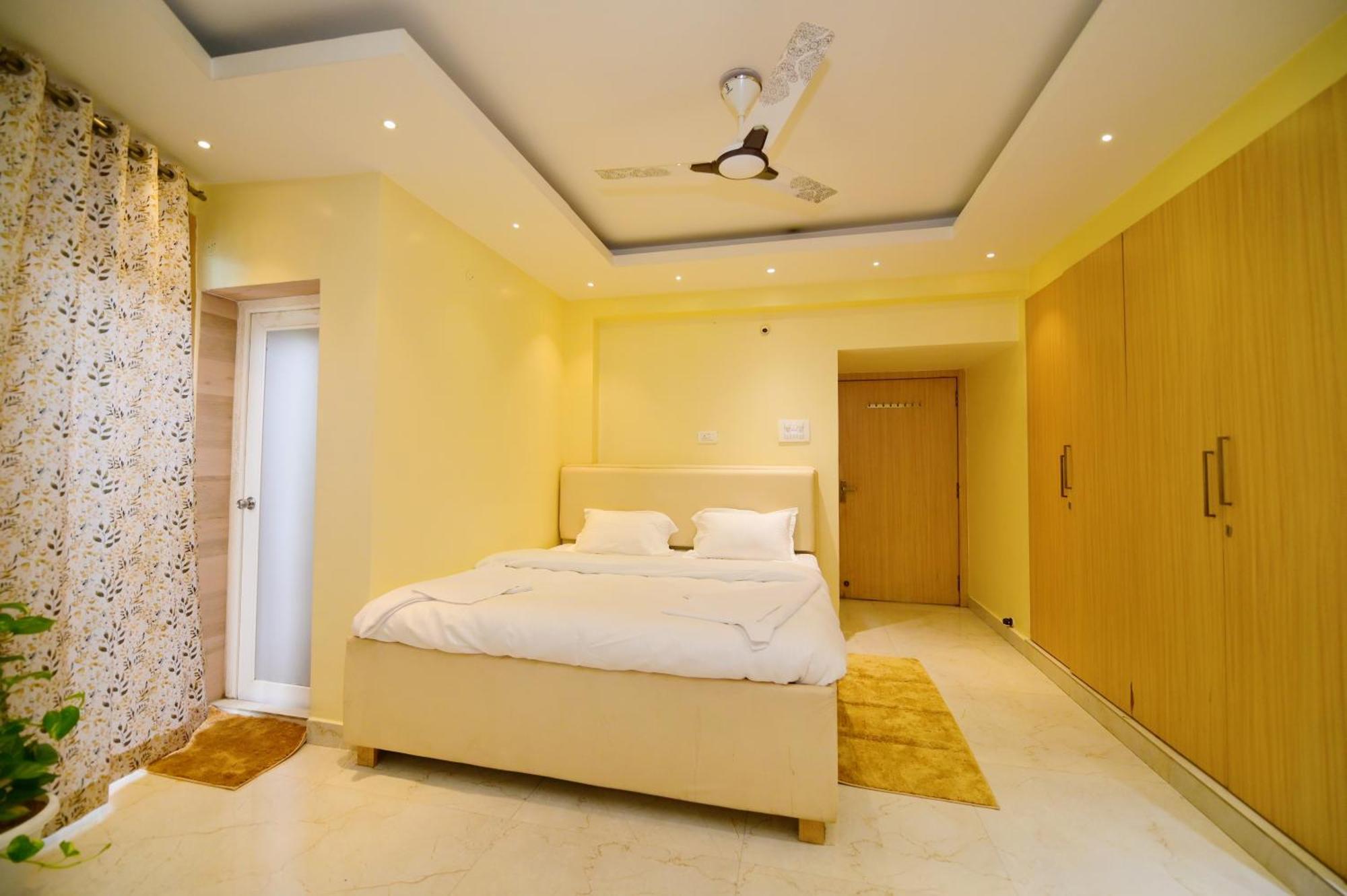Airport Residency Hotel 란치 외부 사진
