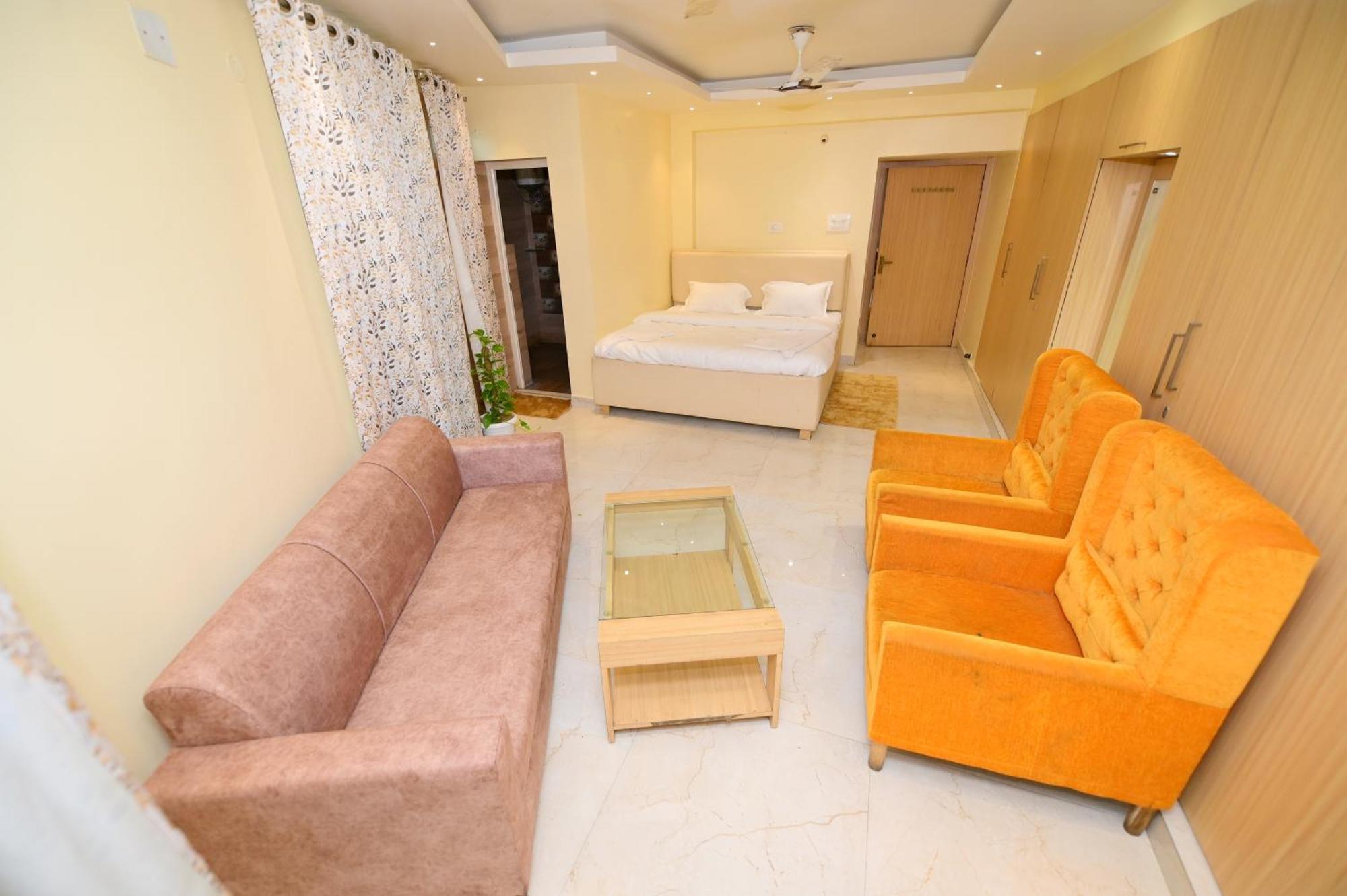 Airport Residency Hotel 란치 외부 사진