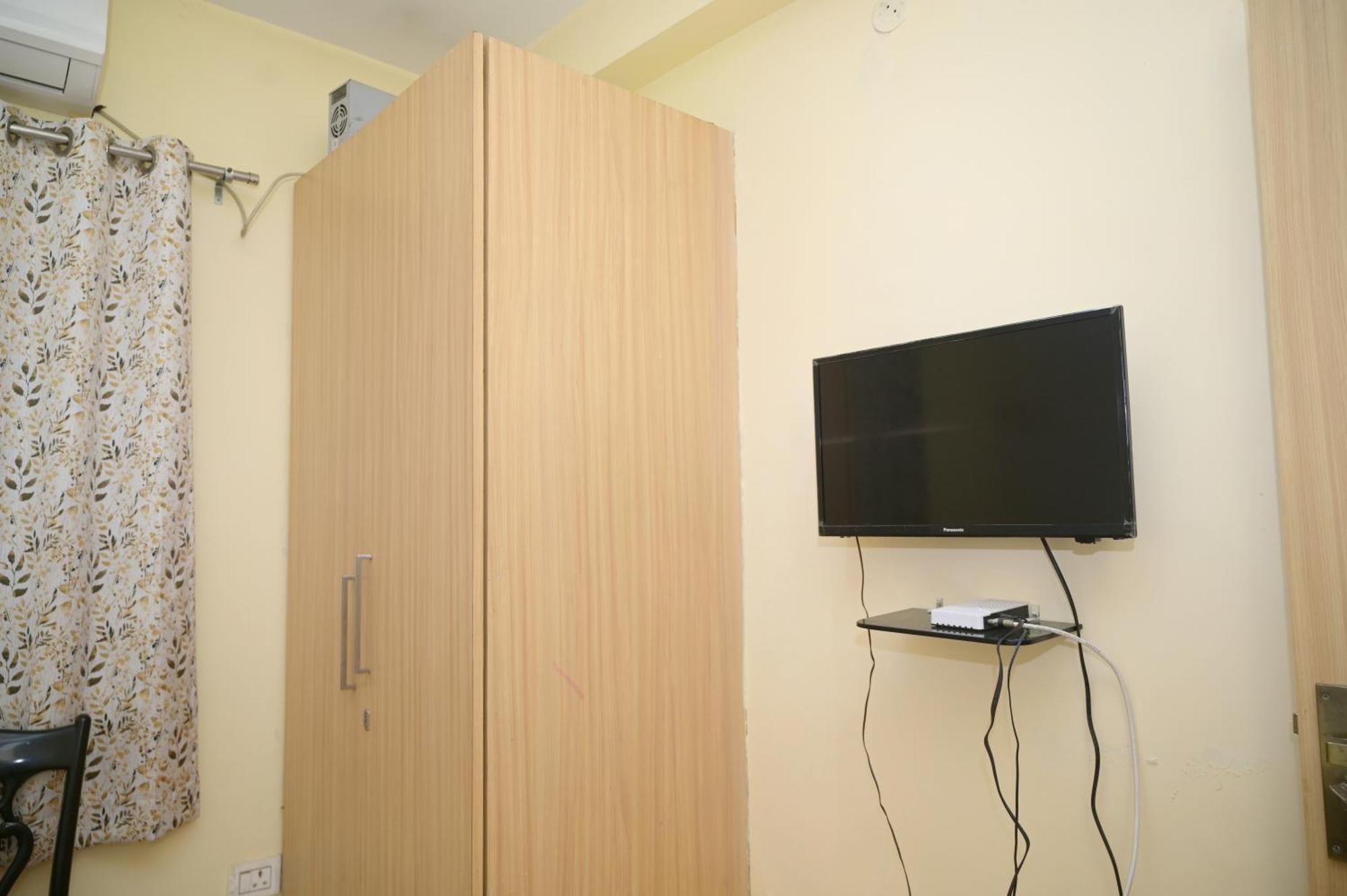 Airport Residency Hotel 란치 외부 사진